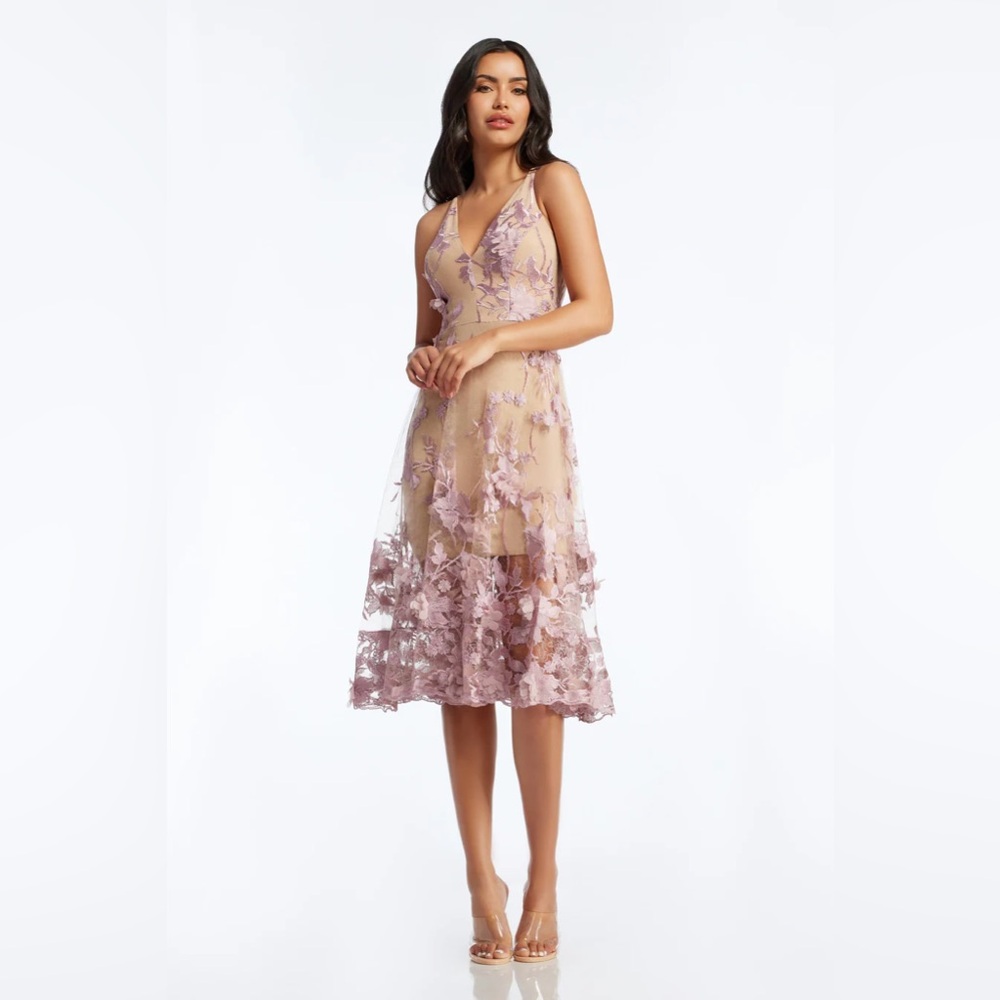 Dress The Population Audrey Dress in Lilac/nude. Size 6. Worn twice.
